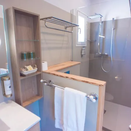 Les Flots Bleus Face A La Au Pied Du Massif De L'esterel Appartement